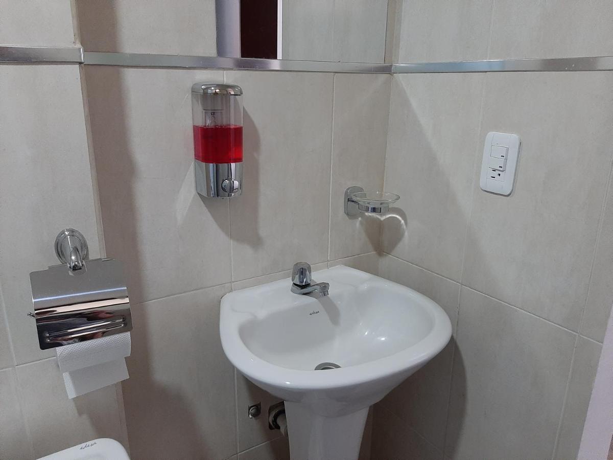 Hostal Paukar Otavalo Exteriör bild